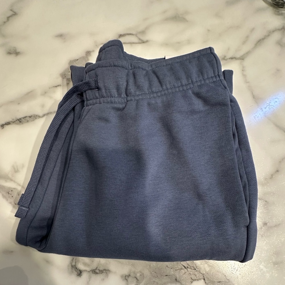 Nike Pants Women's XS indigo,  Sportswear Club Fleece Shine Mid-Rise New